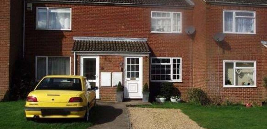 2 Bed Terraced House, Littlewood, HP14