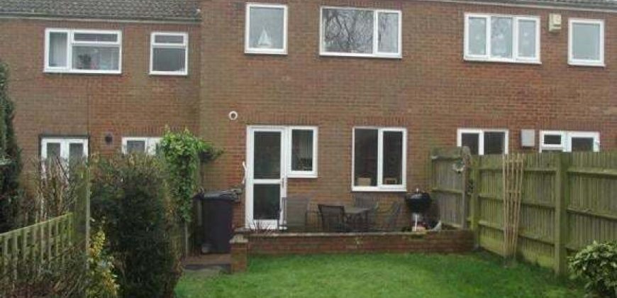 2 Bed Terraced House, Littlewood, HP14