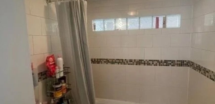 1 Bed Terraced House, West Wycombe Road, HP12