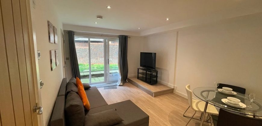 1 Bed Flat, Bellfield Road, HP13