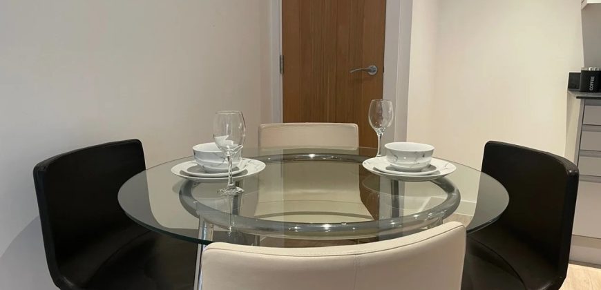 1 Bed Flat, Bellfield Road, HP13
