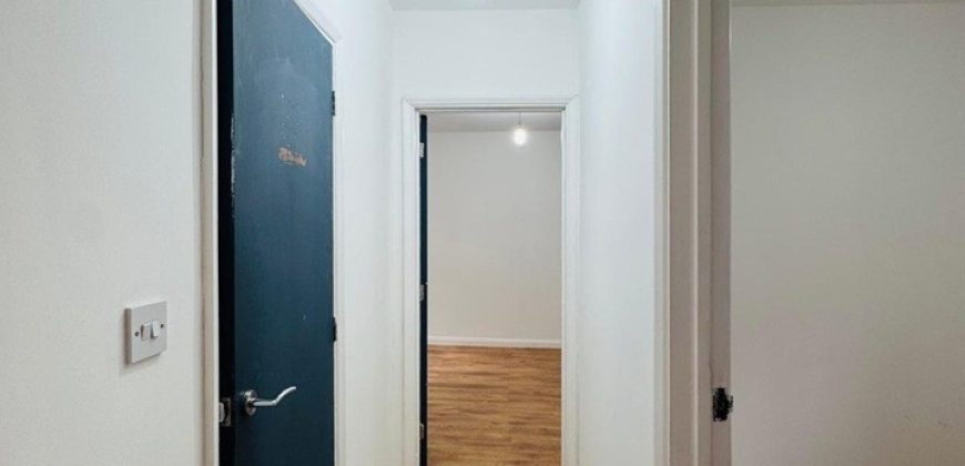 1 Bed Flat, Easton Street, HP11