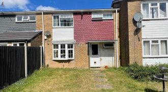 3 Bed Terraced House, Hithercroft Road, HP13