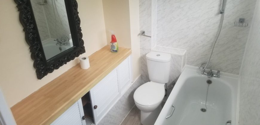 3 Bed Terraced House, Hithercroft Road, HP13