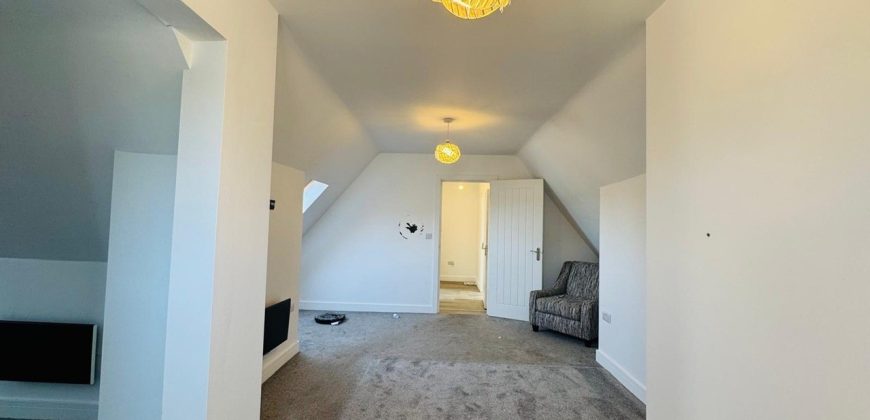 2 Bed Flat, Saracens House, HP11