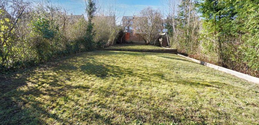 Desborough Avenue, HP11