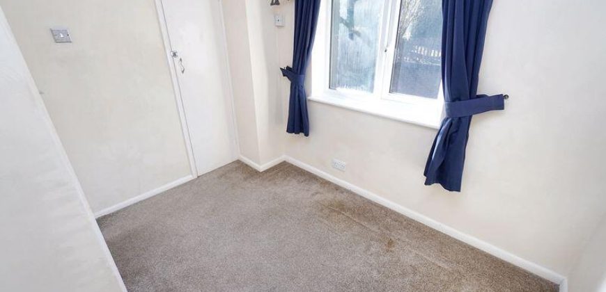 Desborough Avenue, HP11